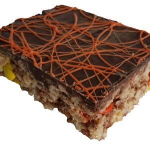 IT’S BACK! FOR A LIMITED TIME ONLY! Enjoy the sweet taste of Fall with Heavenly Sweet’s Fall to Pieces Treat. Classic and chocolate rice cereals loaded with candy-coated peanut butter pieces wrapped in our sweet marshmallow mixture. Then topped with dark chocolate and a colorful orange swirl for a beautiful treat you can fall in love with. Loaded with 100mg THC and